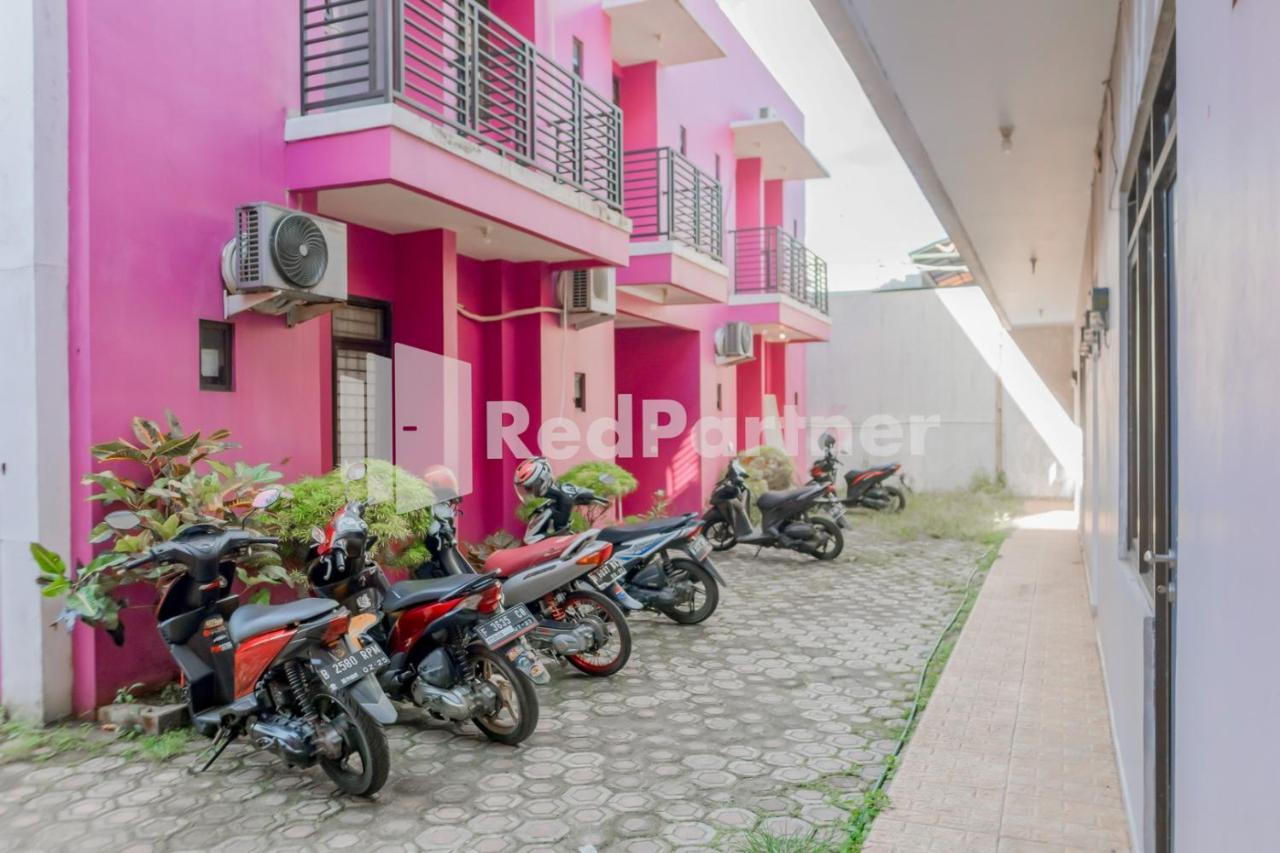 Oyo 2770 Zleepy Wisma Khazri Bogor Exterior foto